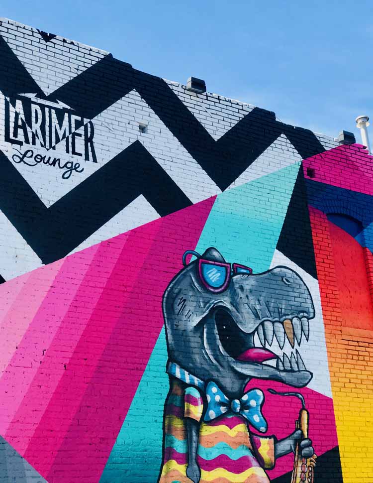 Love photography? The Denver street art scene has exploded with murals and graffiti everywhere you turn. Here are the best ones to blow up the 'Gram and enjoy the art in colorful Colorado. Spoiler: it's one of the best things to do in Denver! #streetart #denver #colorado #usa #graffiti #art #travel #weekendgetaway