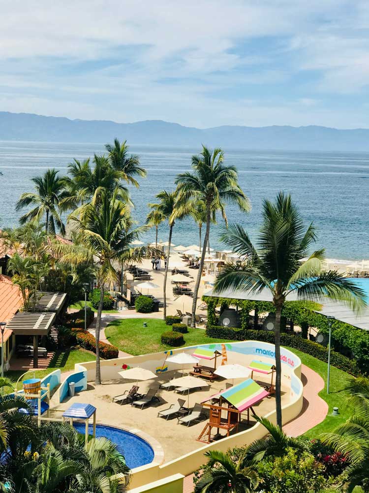 Looking for things to do in Puerto Vallarta, Mexico? The best attractions include adventure activities, spas, beach time, foodie fun, great restaurants, art tours, and animal experiences. If you're looking for travel tips and ideas, it's a perfect destination for honeymoons, cruises, trips with kids, couple's trips, and spring break. You never need to leave the tropical resorts if you don't want because this is paradise and one of the top 10 places in the world to retire. #travel #mexico #puertovallarta