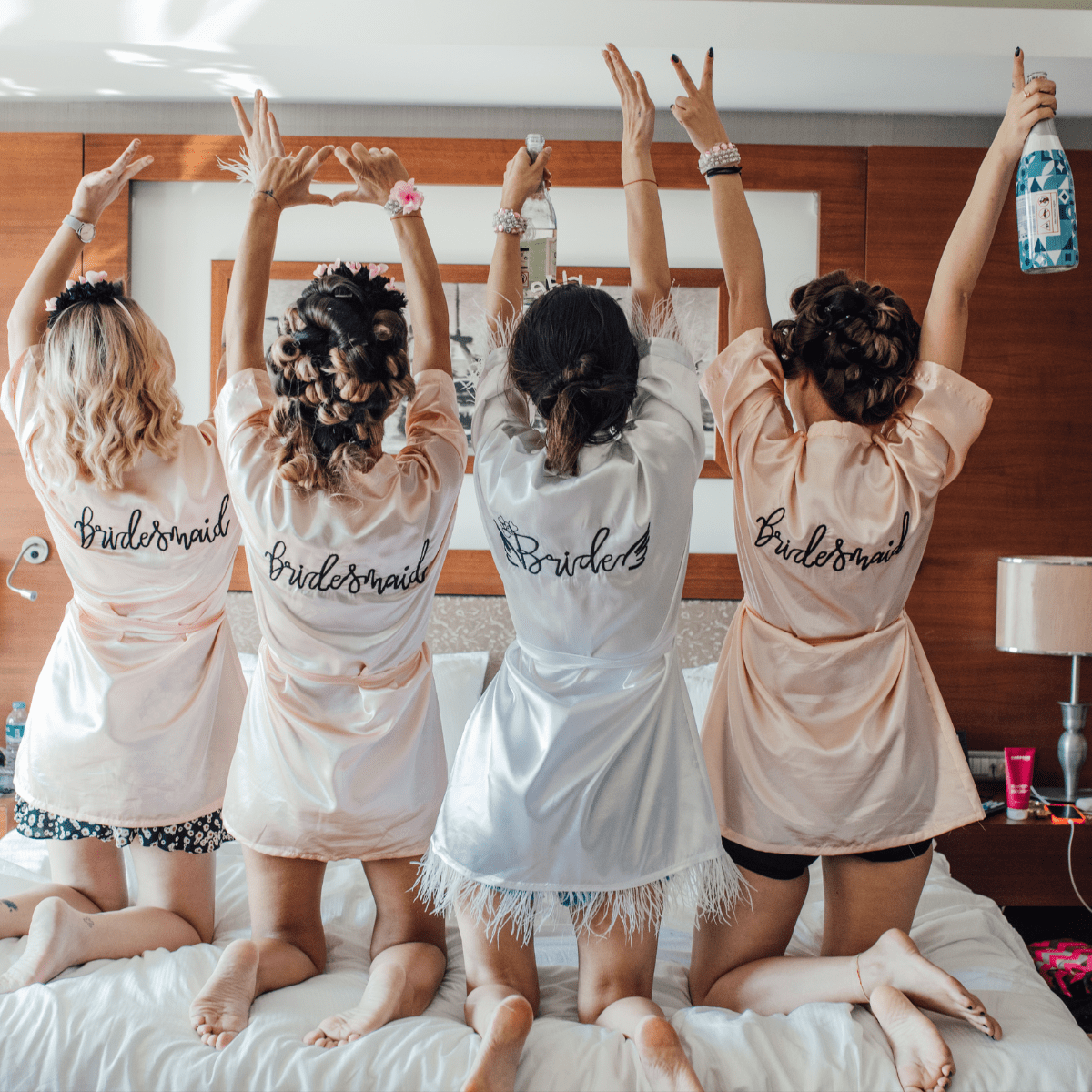 Gifts for the bridesmaids on wedding day